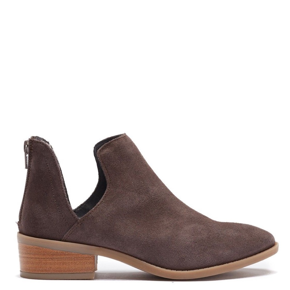 Laramie Steve Madden boots